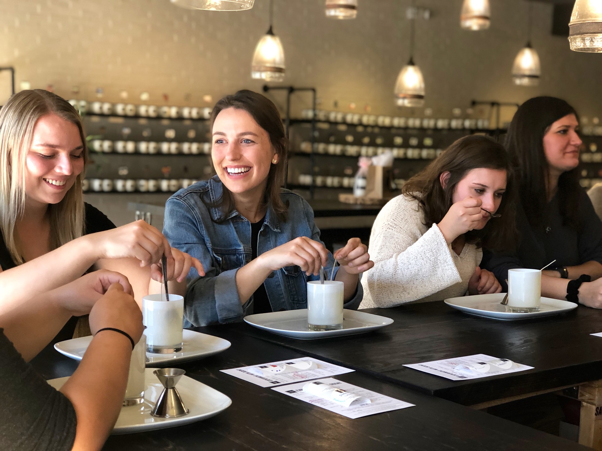 6WINE4 Partner The Candle Lab in Grandview